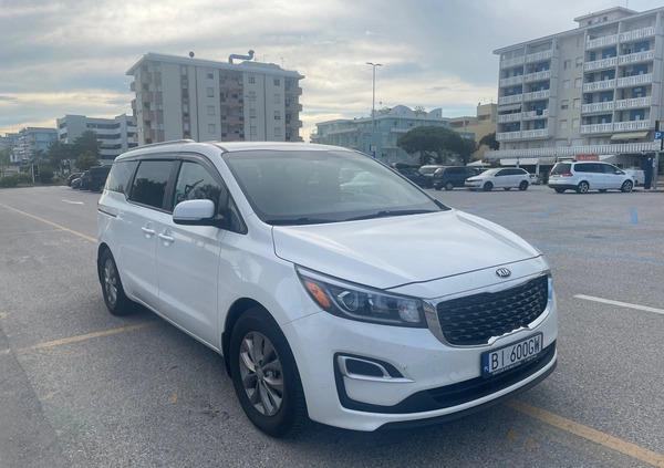 Kia Sedona cena 91900 przebieg: 109500, rok produkcji 2018 z Białystok małe 277